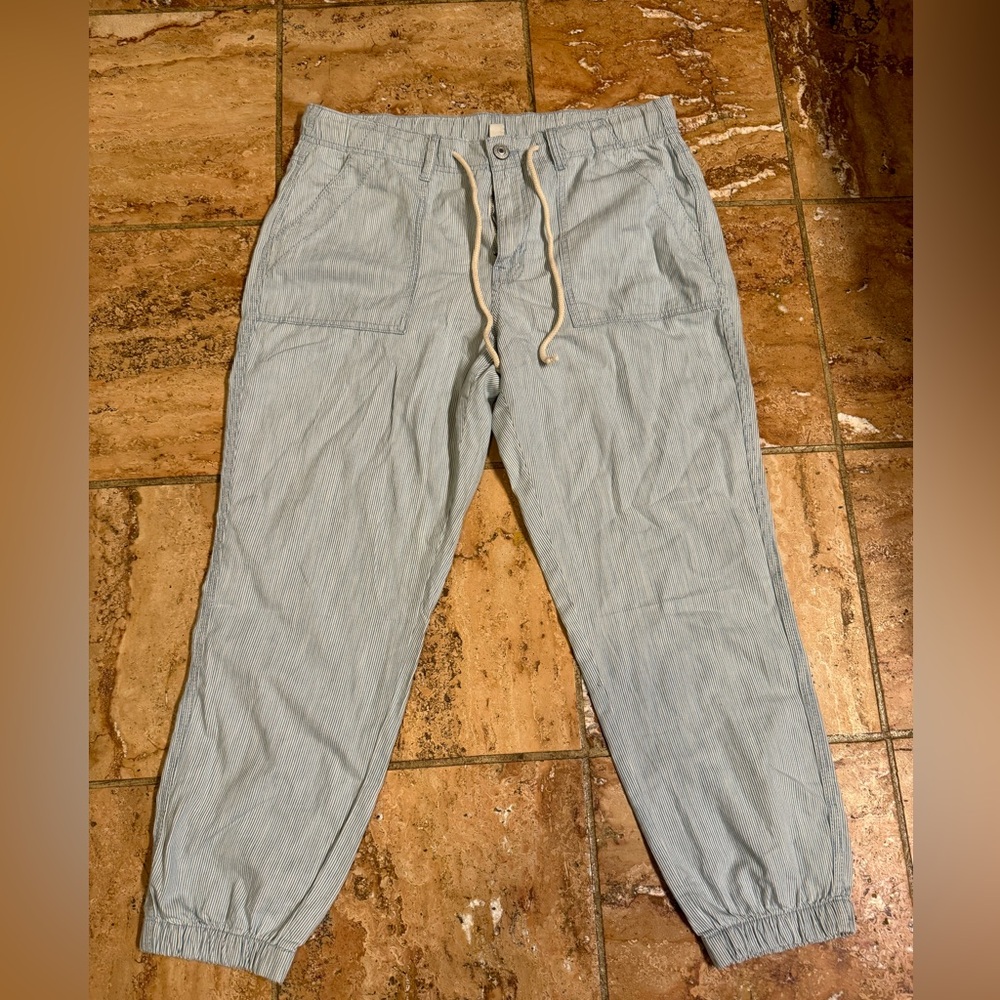 American Eagle blue pin strip baggy joggers